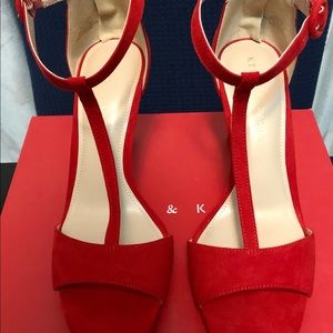 Kelly & Katie Conradd Platform Sandal.